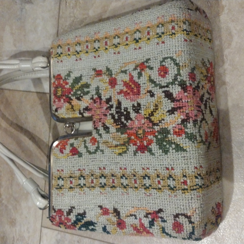 Vintage purse